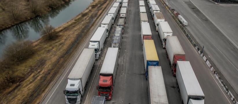 Доставка грузов из Китая в Россию подорожала на 15–25% за месяц Стоимость автоперевозок из Китая в Россию вырос...