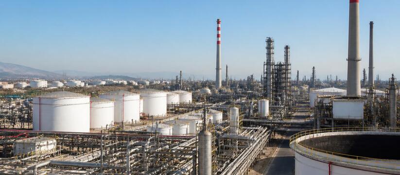 Российские НПЗ возвращаются к биржевым продажам топлива Российские НПЗ возвращаются к биржевым продажам...