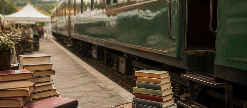 Литературный «Книжный поезд» сделает остановку в Казани 8 сентября В Казань 8 сентября прибудет «Книжный поезд» — ...