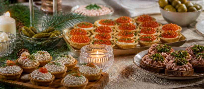 Какими продуктами заменить красную икру к празд...