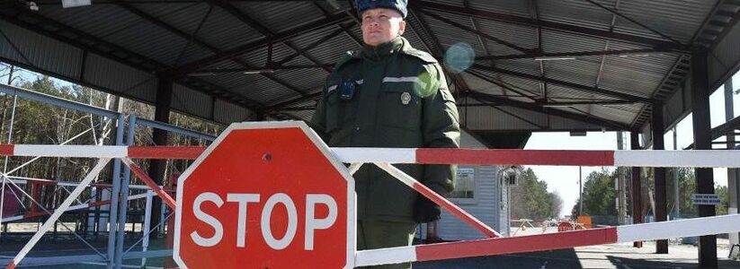 «Ловить на выезде»: на границах России начали замечать мобильные военкоматы