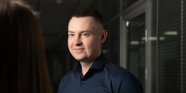 Зимой памятник не ставят, но заказать выгоднее:...