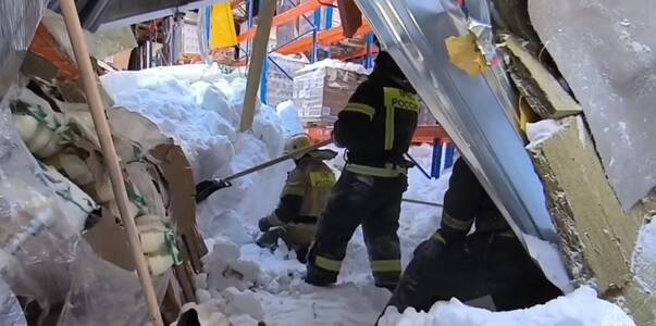 В Зеленодольске ищут пострадавших после обрушен...