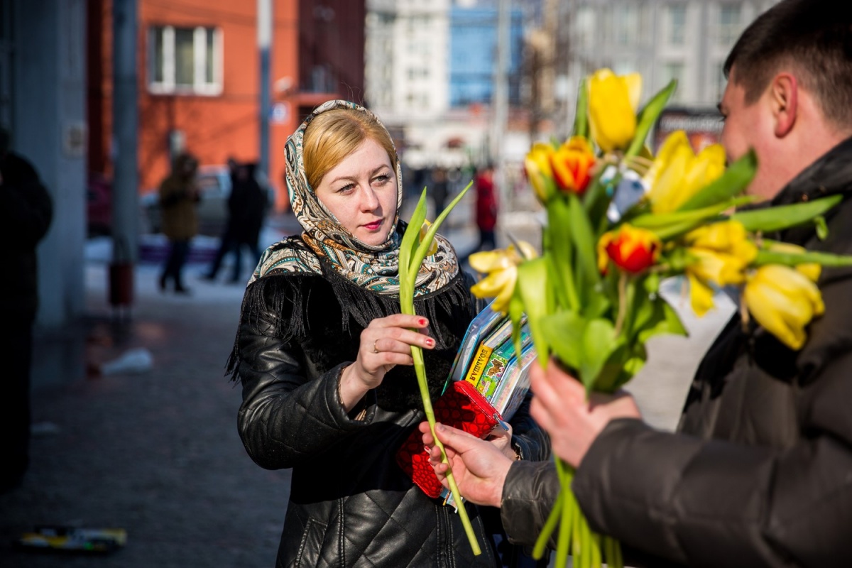  8 Марта с размахом: готовьтесь к долгому отдыху — выходные растянутся на полнедели 