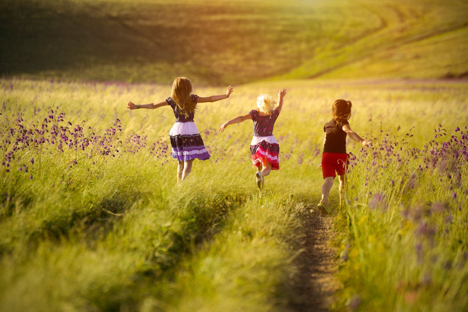  12 коротких имен для девочек, которые приносят счастье в жизни 