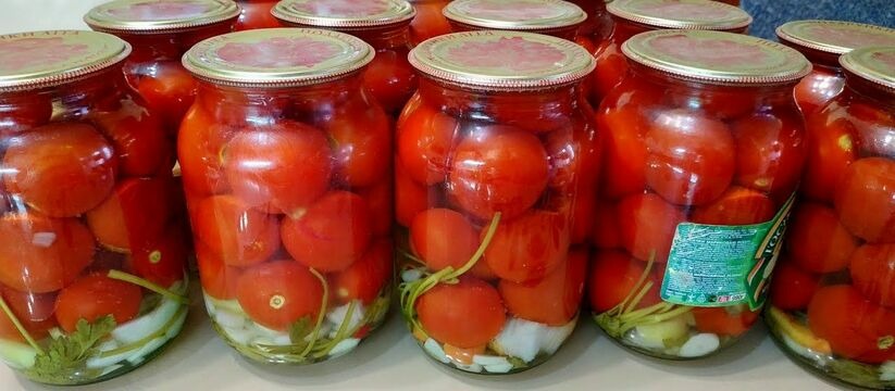  Старинный бабушкин рецепт маринованных помидоров: безразличных не останется 