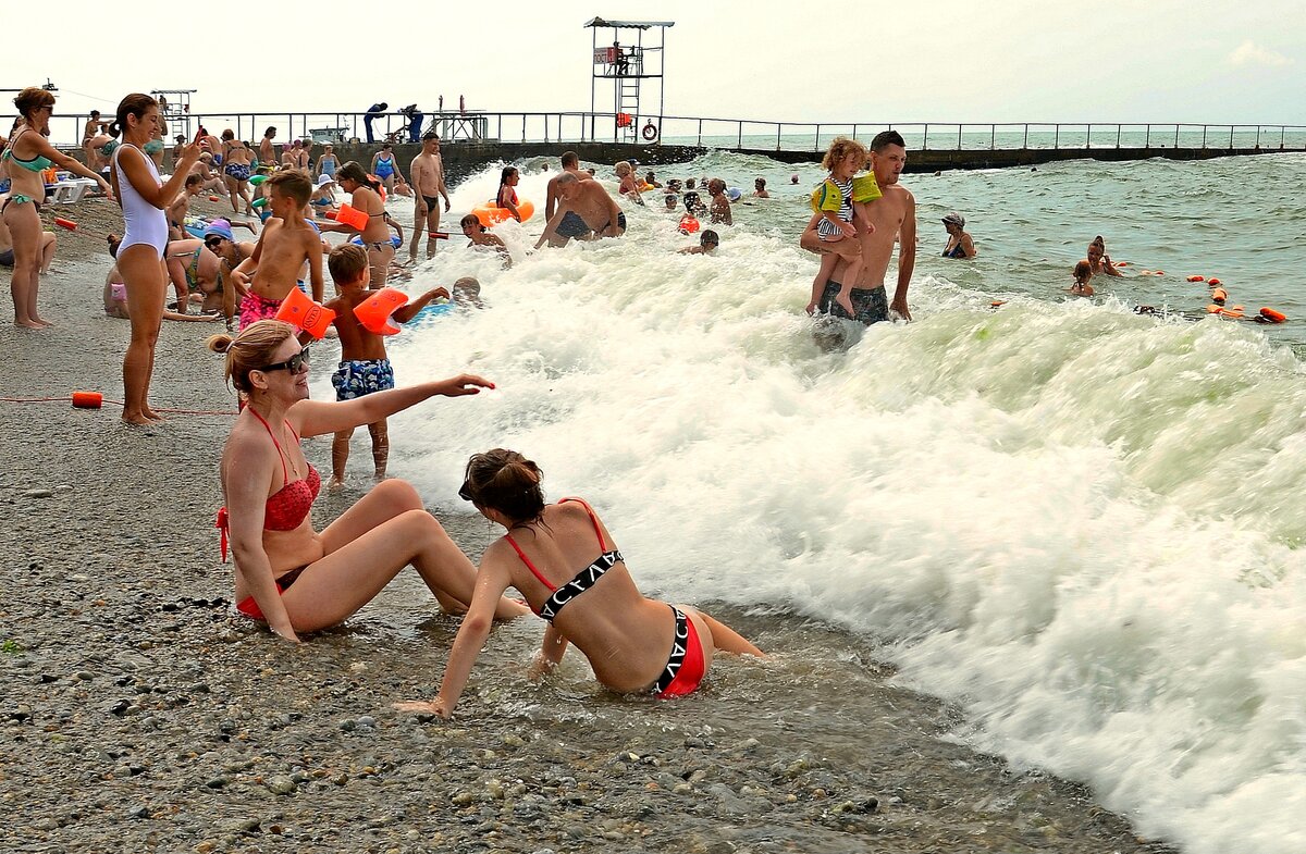  Ну вот и началось: неприятные впечатления туристов от отдыха на Черном море — в Сочи отдыхающие не "бздыхи" 