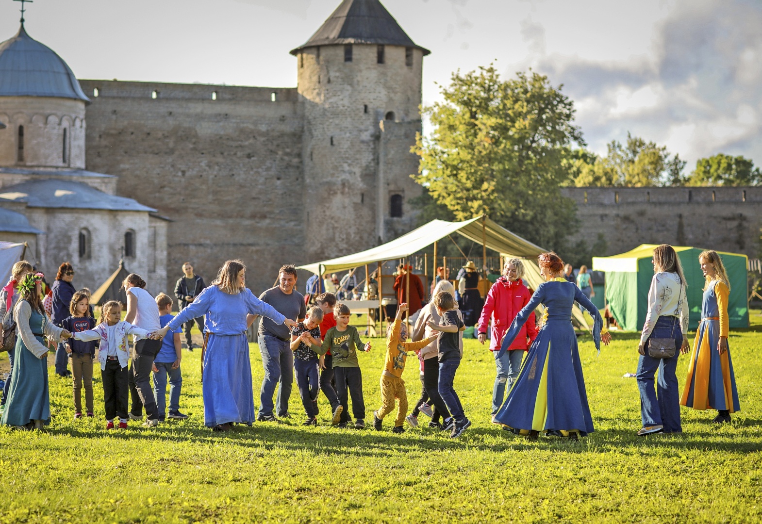  Сказочный фестиваль пройдет в Ивангородской крепости 3 августа 