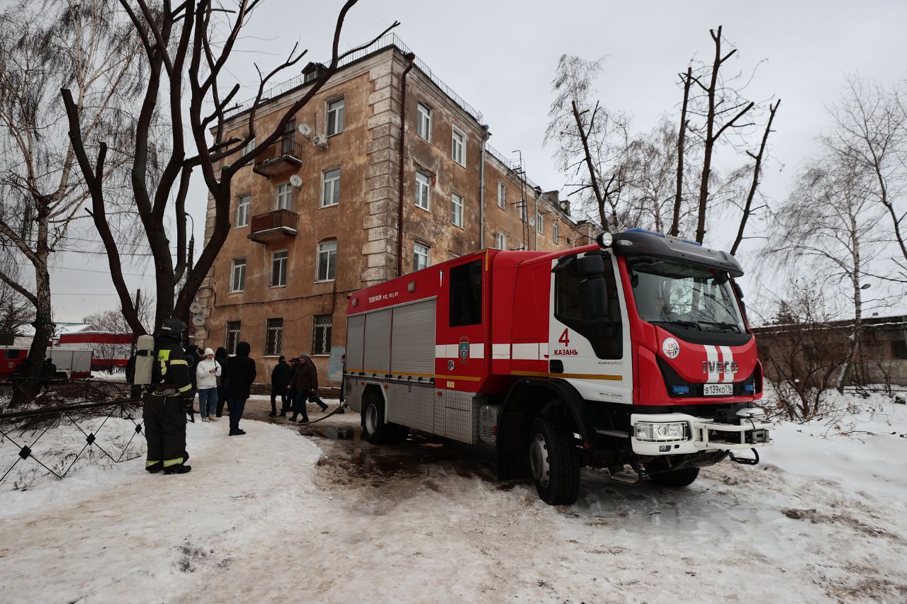  Атака дронов на Казань: БПЛА попали по жилым домам 