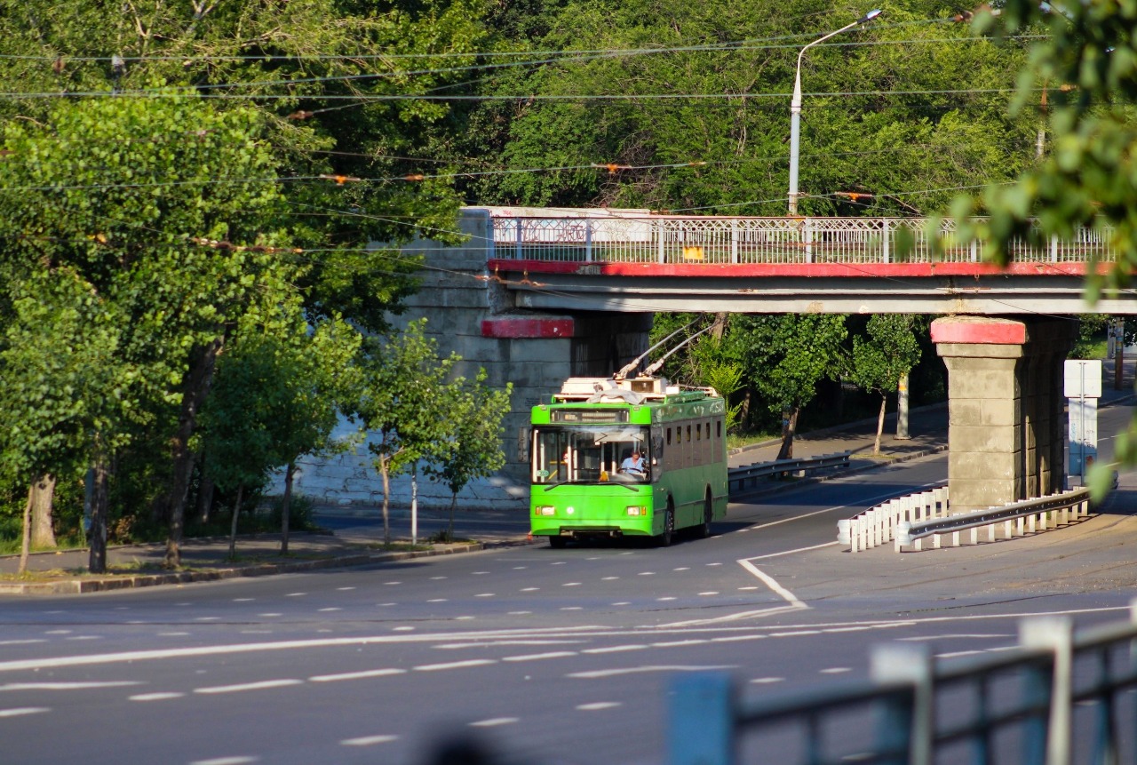  13 троллейбус изменил свой маршрут из-за ремонтных работ 