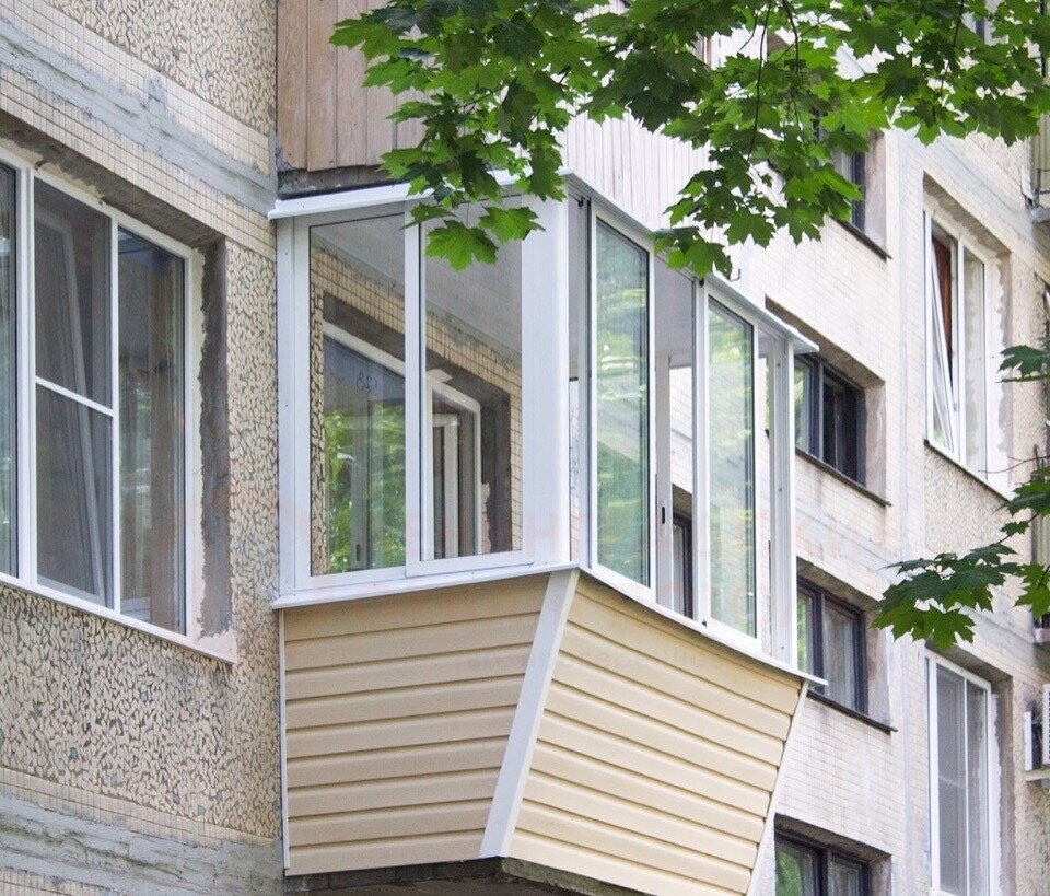  С 1 июля застекленные балконы под запретом: россиян их заставят снять и не разрешат сделать заново 
