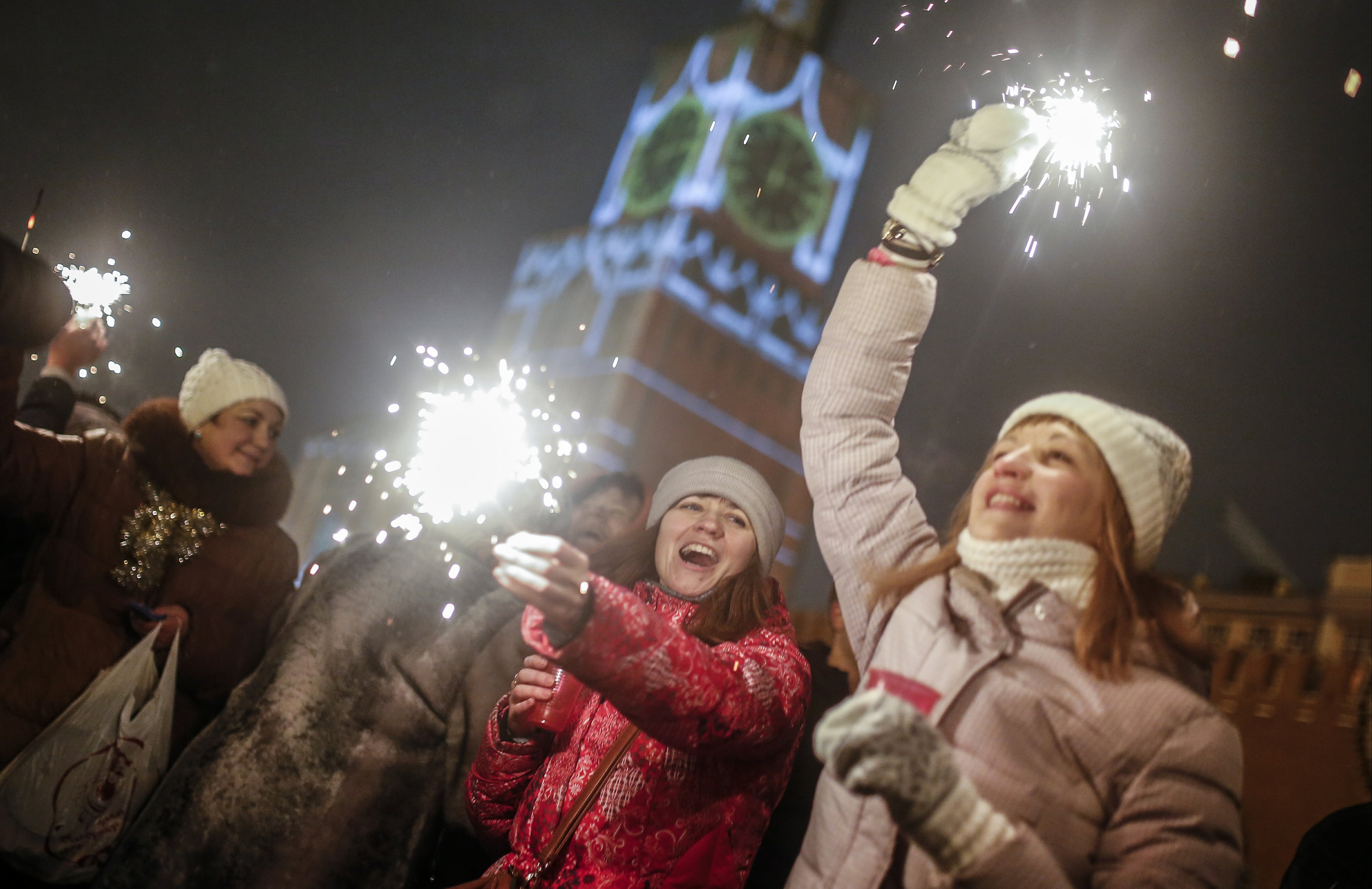  Праздничные дни меняют из-за ситуации в стране: новогодние каникулы 2024-2025 уже не увидим такими, как раньше 