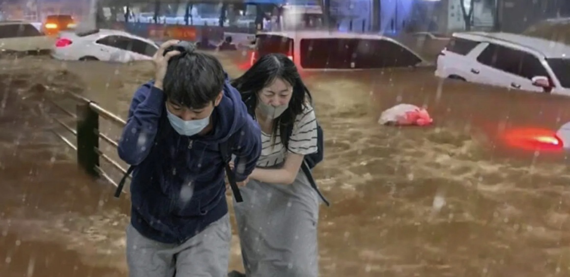  Южная Корея из-за наводнений готова оказать гуманитарную помощь КНДР 