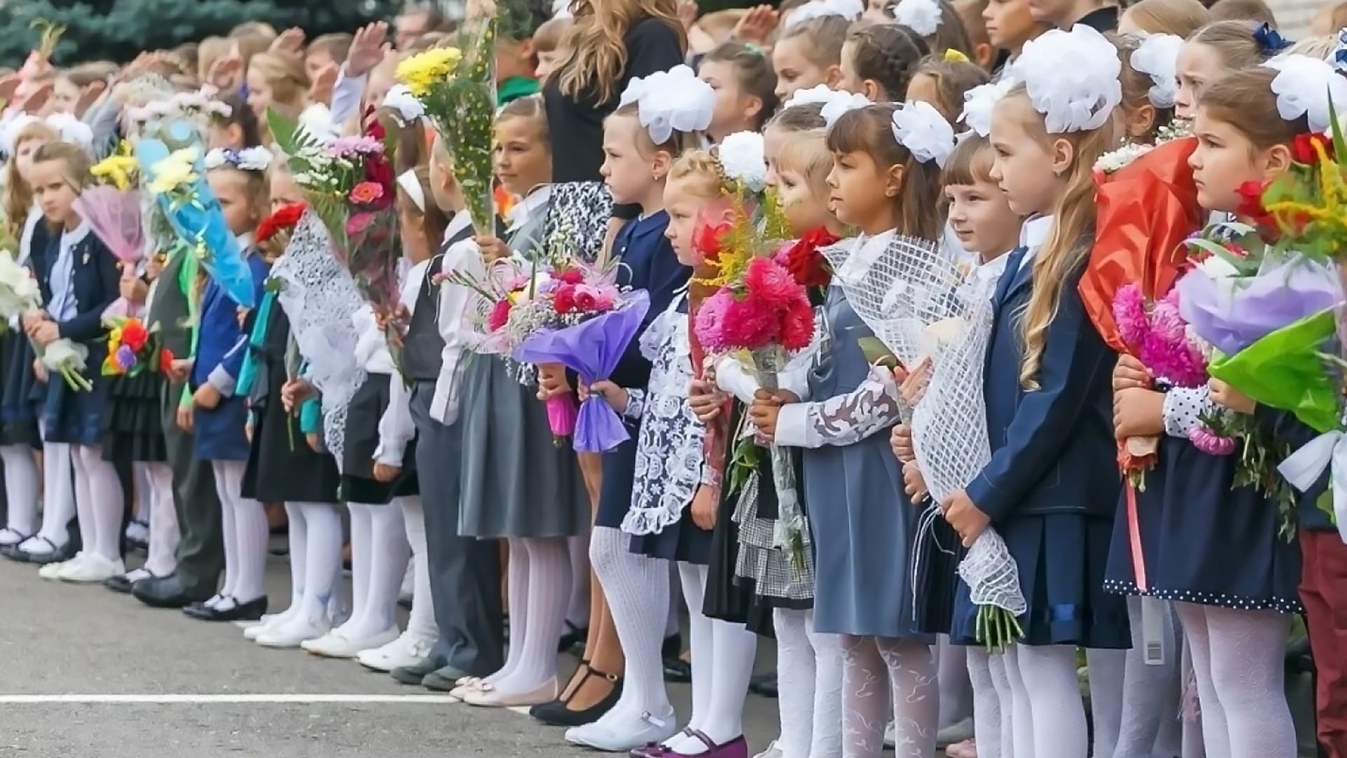  На линейку в другой день: изменилась дата начала учебного года в школах России. Родители, готовьтесь 