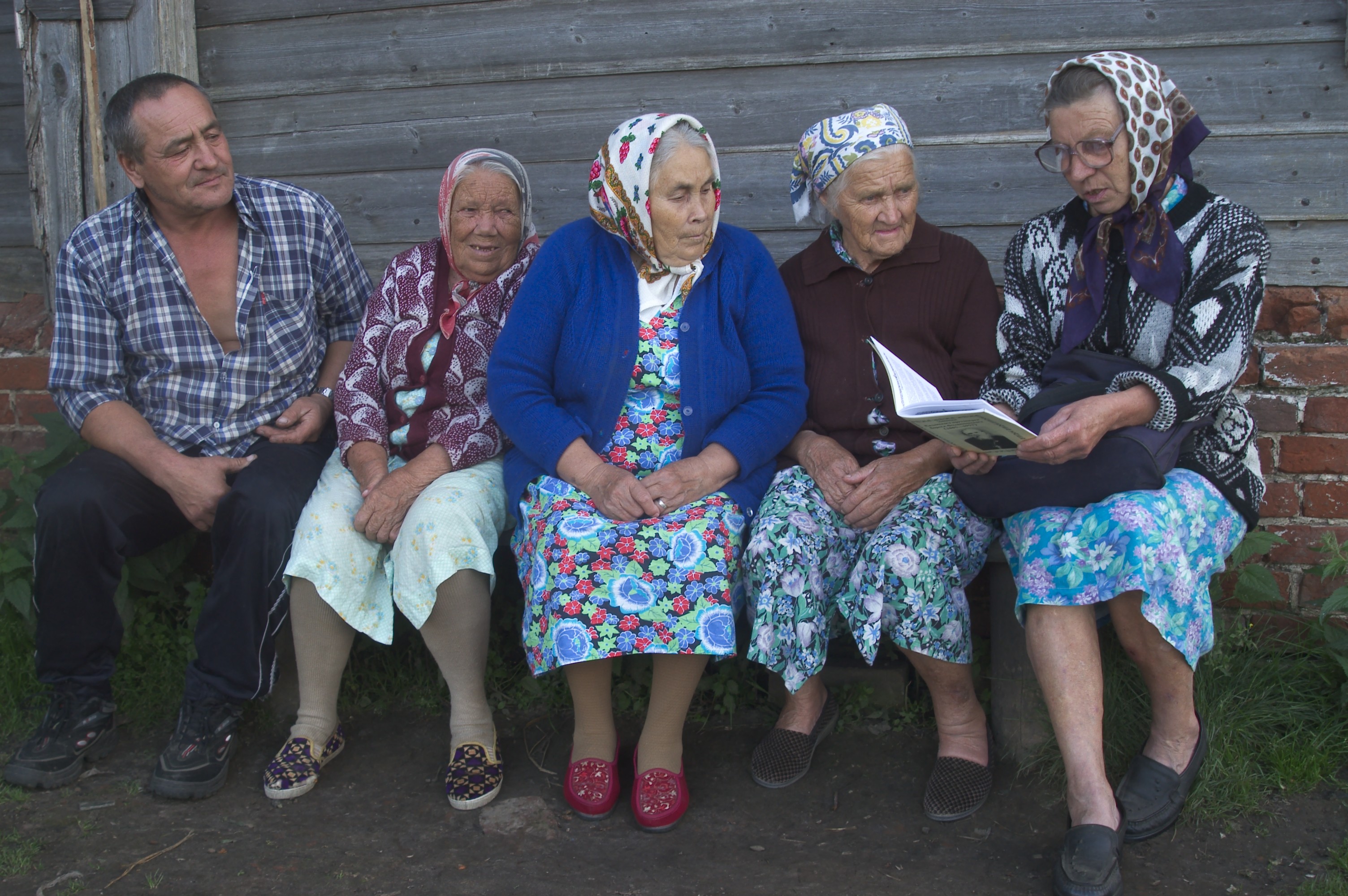  Указ приняли тихо: пожилых россиян в возрасте от 59 до 83 лет удивят важные изменения с 1 декабря 