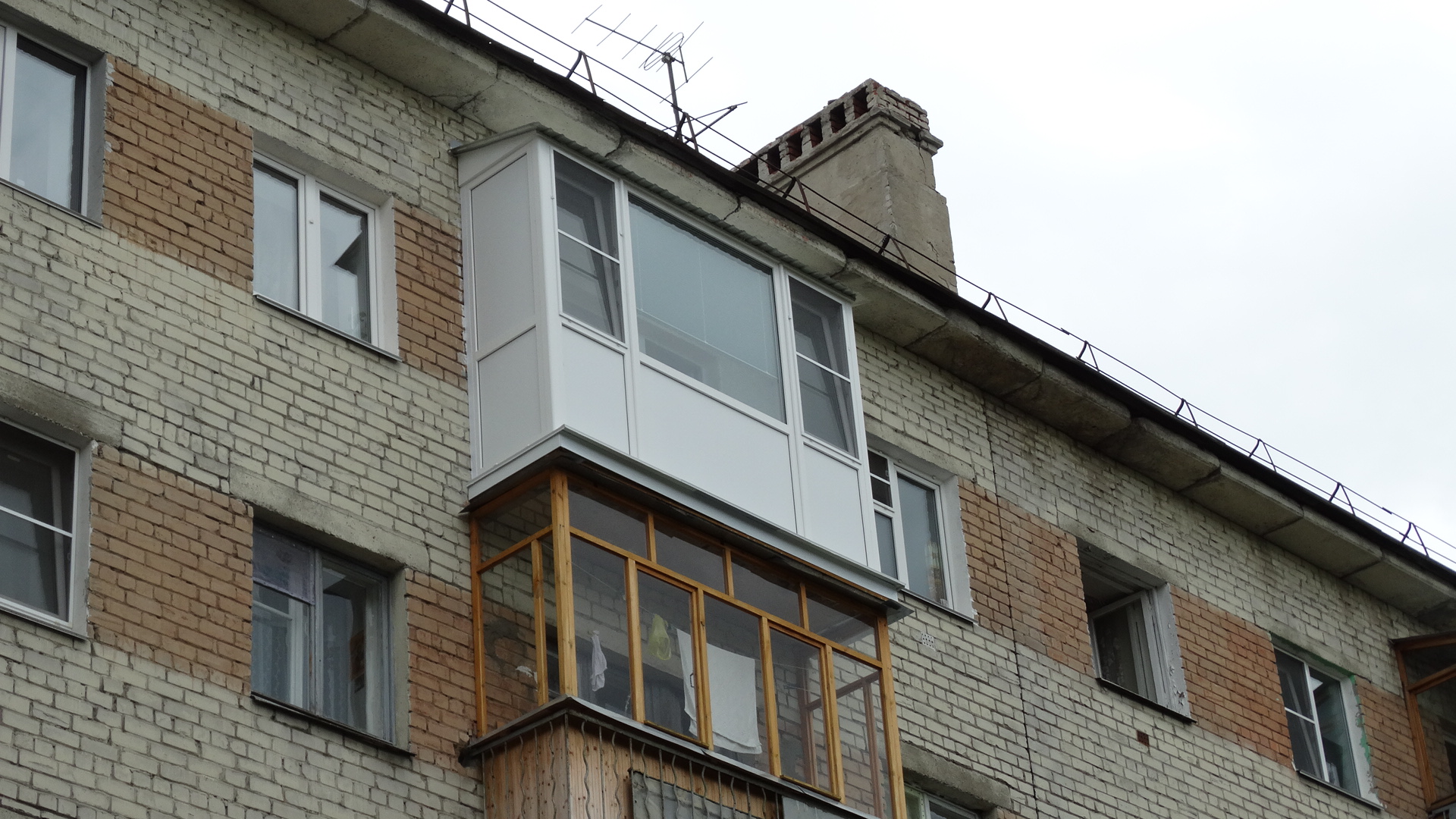  Застеклённые балконы под запретом: заставят снять и не разрешат сделать снова 