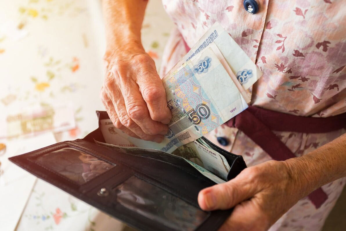  Вплоть до «уголовки»: в РФ пенсионеров предупредили о пяти жёстких запретах 