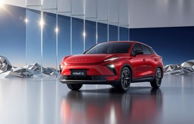 147 лошадей, экран на 15,6 дюйма и тишина в сал...