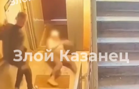 В Казани мужчина забивает пенсионерок ногами в подъезде и ворует у них