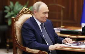 Путин отметил госнаградами четырёх жителей Тата...