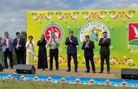 «Чатыр тауда җыен» в Азнакаево: 35 коллективов,...