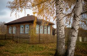 Земскую школу XIX века в Татарстане продают за ...