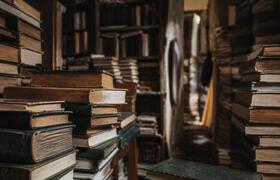 Американские компании скупают старые книги в Ев...