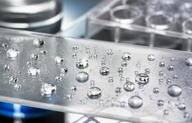 Физики объяснили стабильность маленьких капель