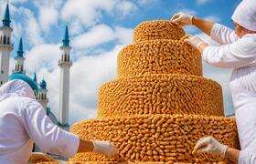 В Казани построят 10-метровую башню из чак-чака...