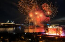 На празднование Дня Республики и города Казани ...