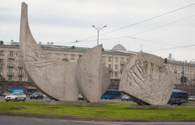 Застывшая энергия в бетоне: кто «оберегает» Казань