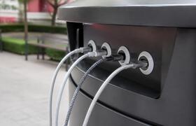 Эксперт объяснил реальную угрозу общественных U...