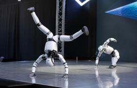 Роботы-гуманоиды IFA 2026: сальто, шпагаты и Ro...